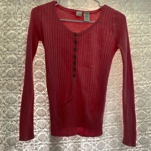 Light pink sweater. Great for Fall.